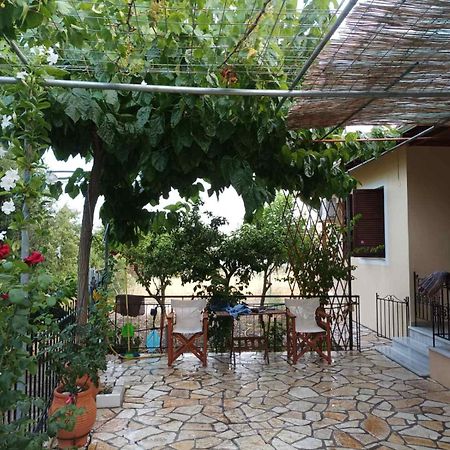 Calm House In Sivros Village, Lefkada ภายนอก รูปภาพ