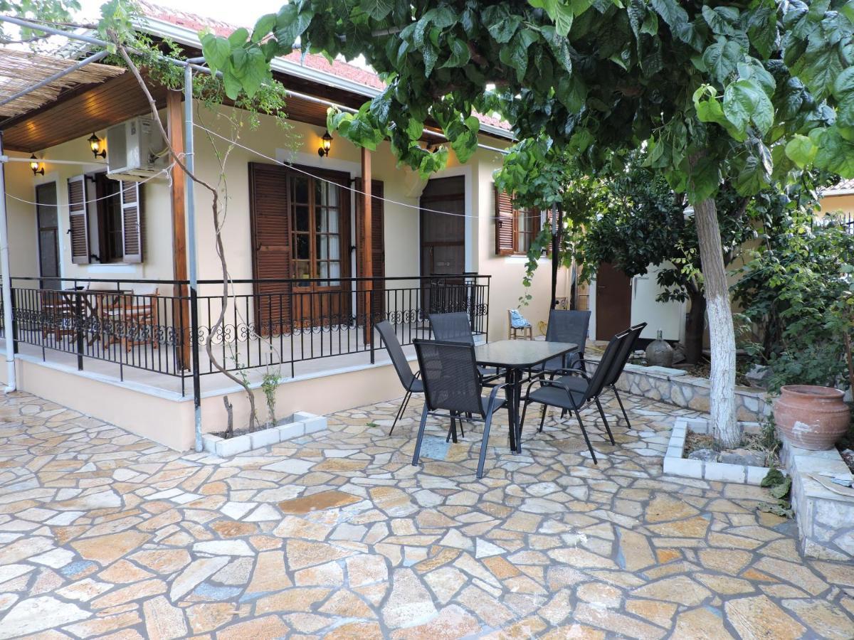 Calm House In Sivros Village, Lefkada ภายนอก รูปภาพ